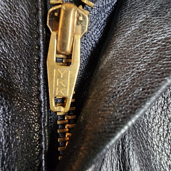 Vintage High Waist Black Leather Pant Pleated Front Taper Leg Lined Waist 28.5" - Picture 6 of 16